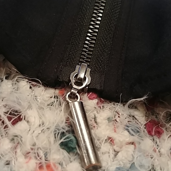 Lane Bryant Black Sleeveless Zip Back Top size 24 - Picture 4 of 4